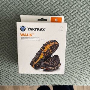 Yaktrax Women's Snow Boots - Black and Orange